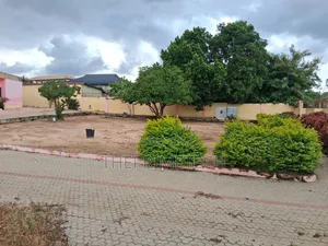 8bdrm House in Kumasi Metropolitan for rent