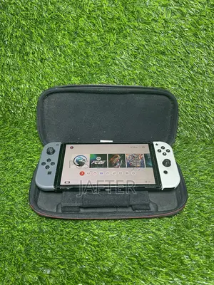 Nintendo Switch Oled Loaded With 10 Solid Games