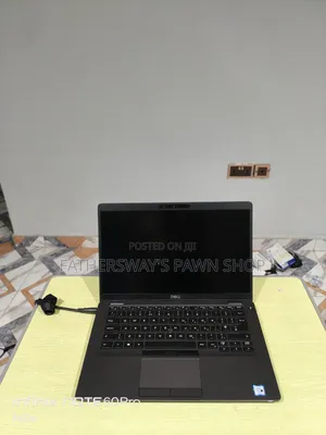 Laptop Dell Latitude 5400 8GB Intel Core i7 SSD 256GB