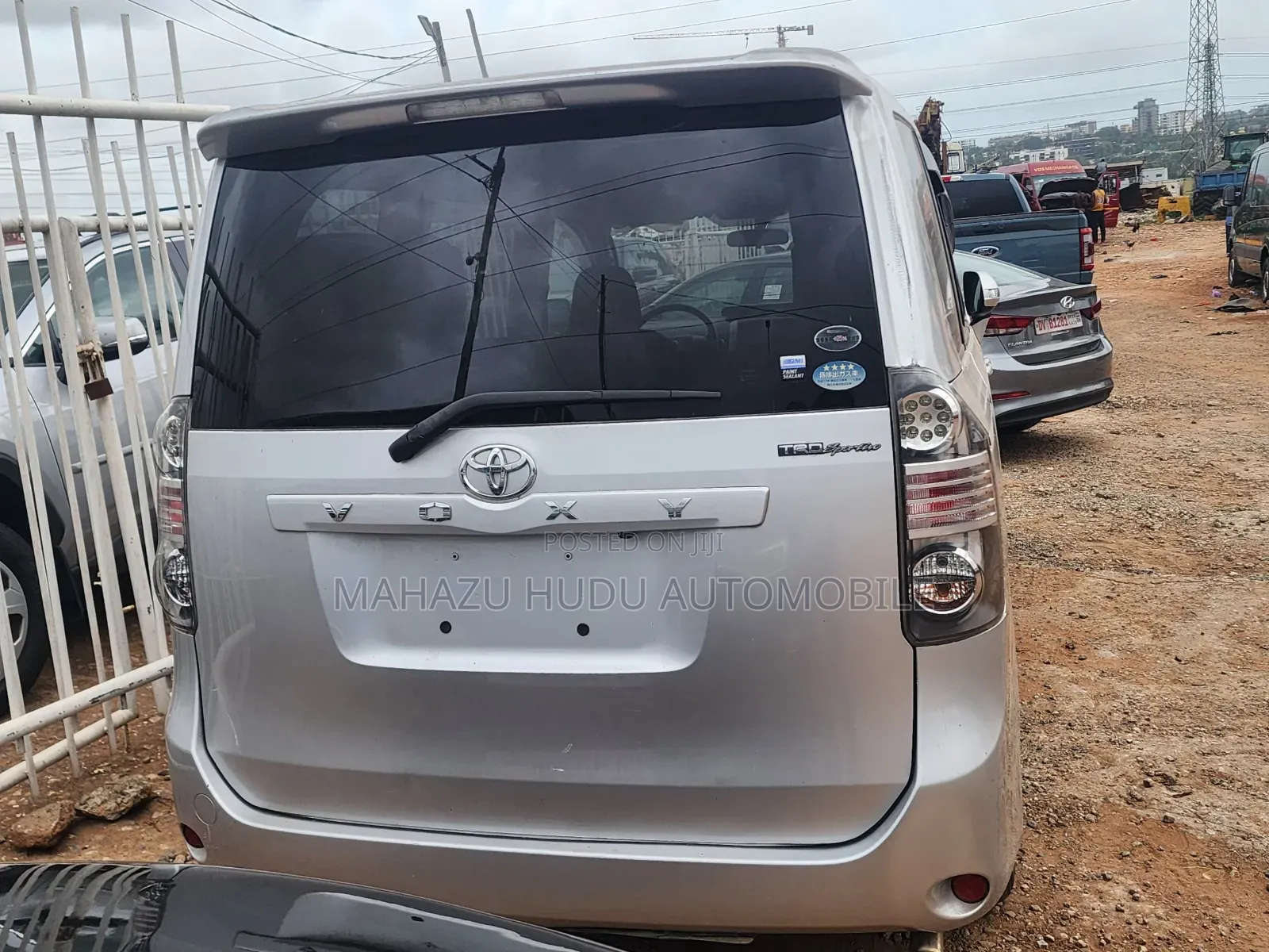 Toyota Voxy 2008 Silver