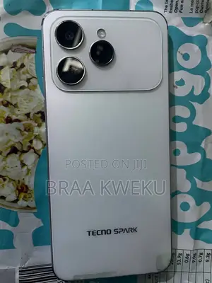 Tecno Spark 40 128 GB White