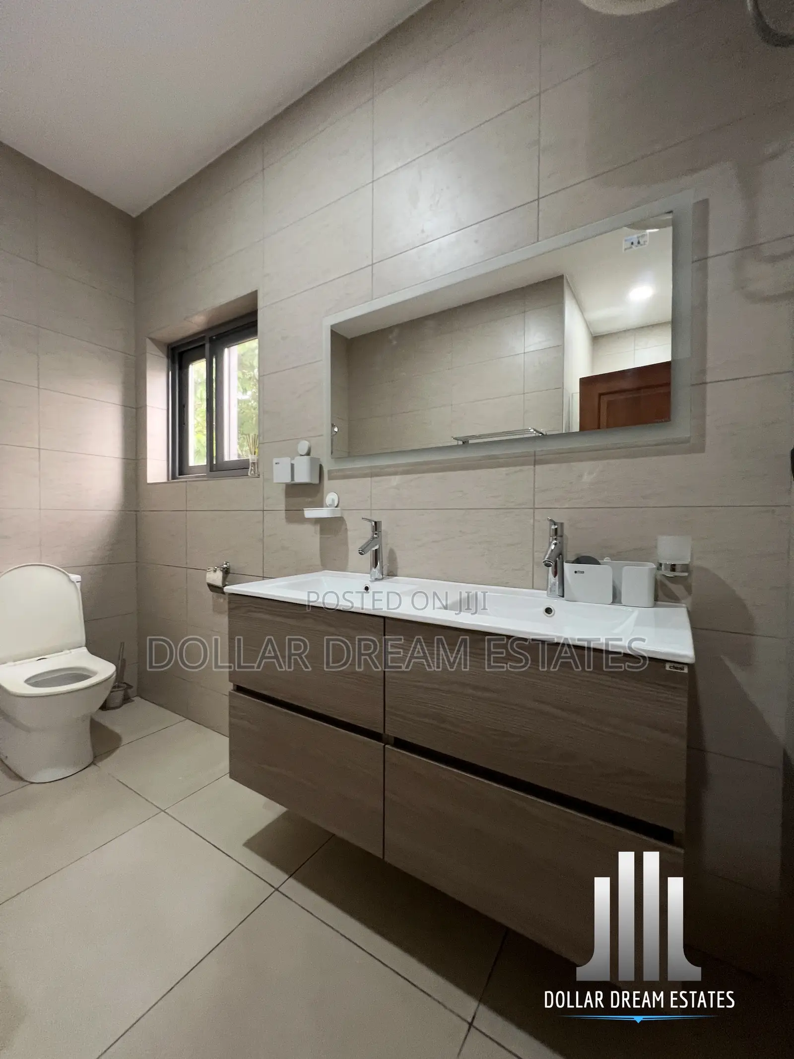 3bdrm Townhouse / Terrace in Cantonments for rent