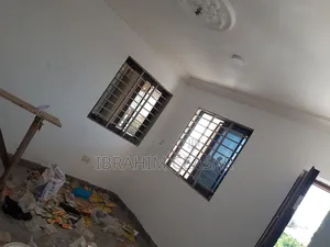 1bdrm House in Lksd Com 4, Lake Side Estate for rent