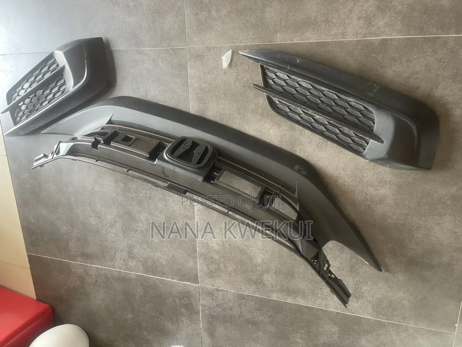 2016 Civic Grille With Accessories