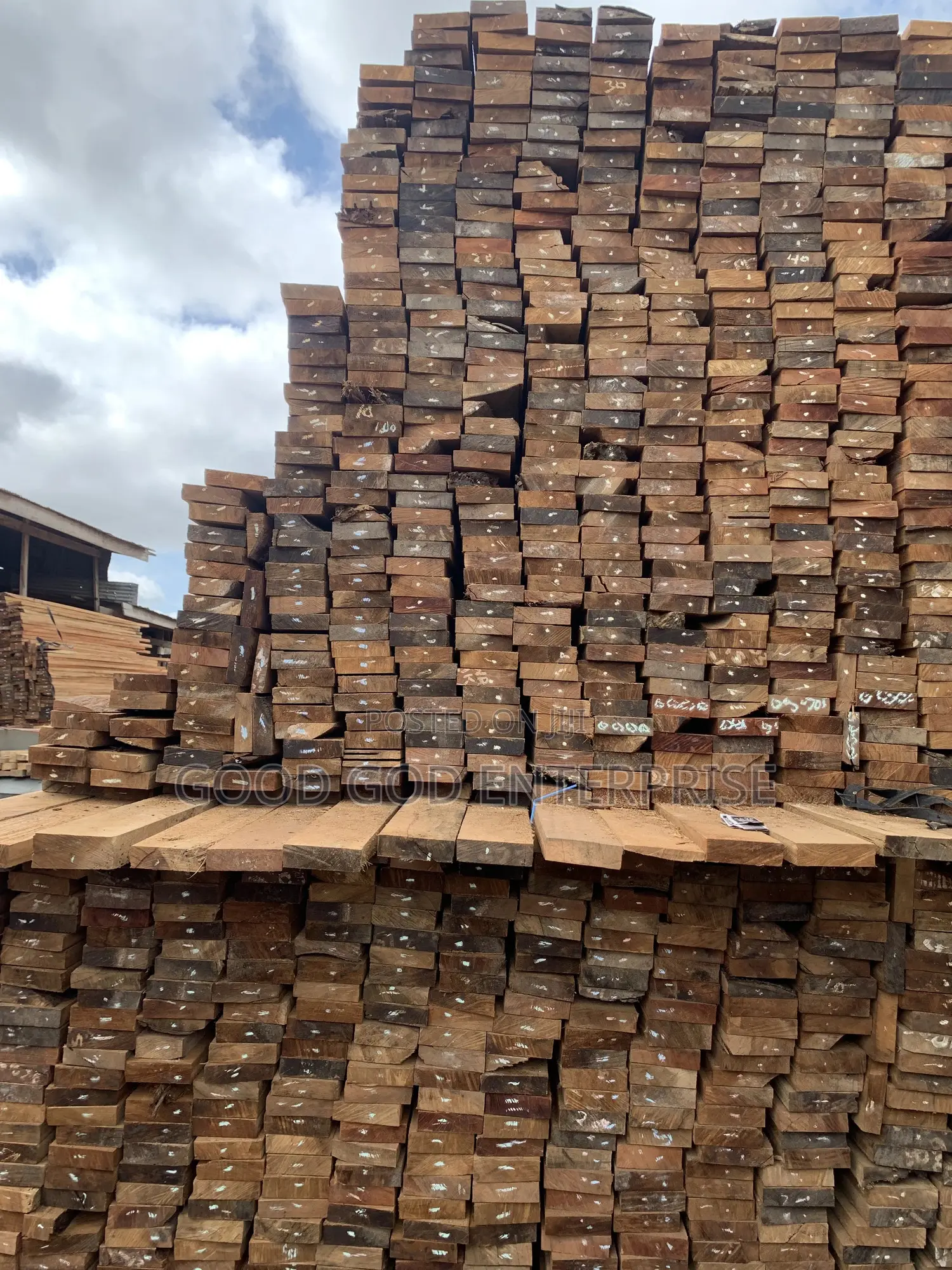 Dahoma /Red Wood / Esa Roofing Wood 2x6/2x4 /2x3