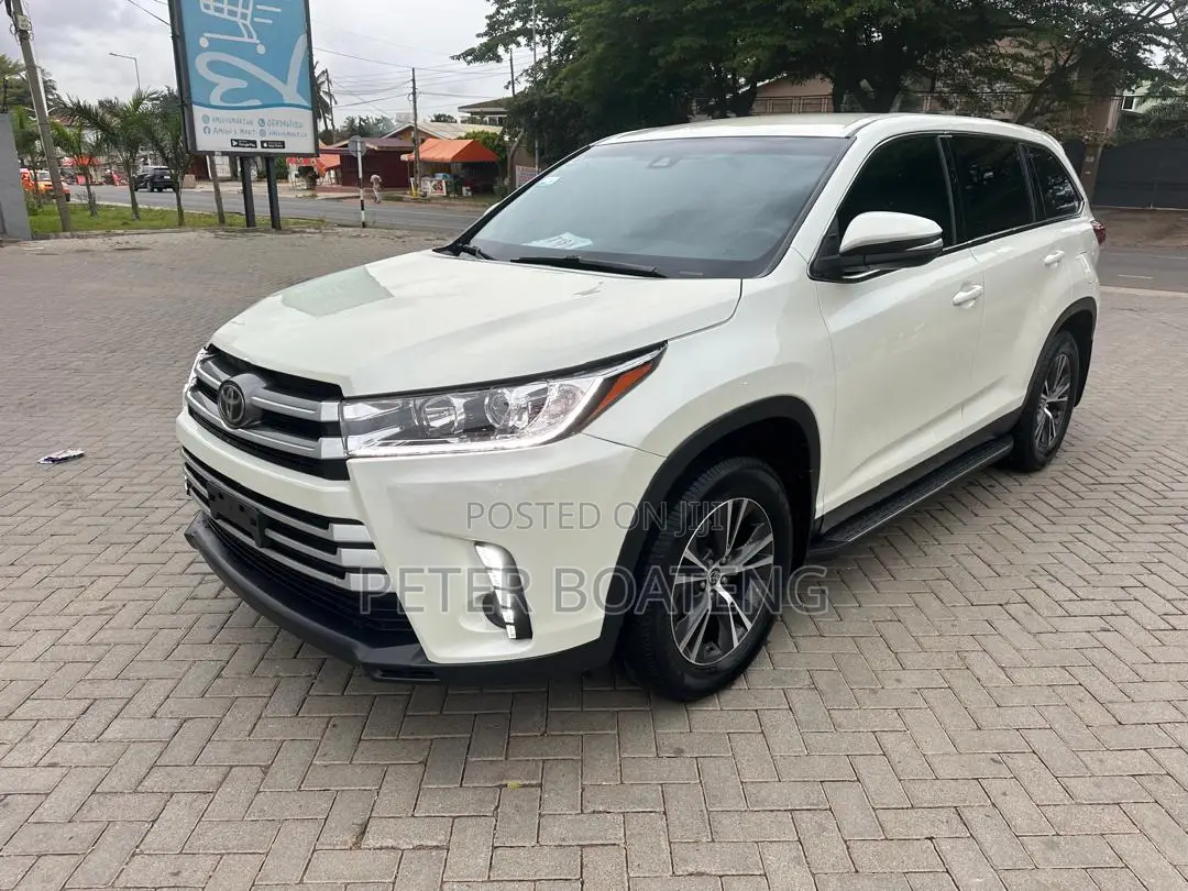 Toyota Highlander 2019 Off white