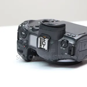 Canon Eos R5 (Combo Package ) 8months Warranty Included