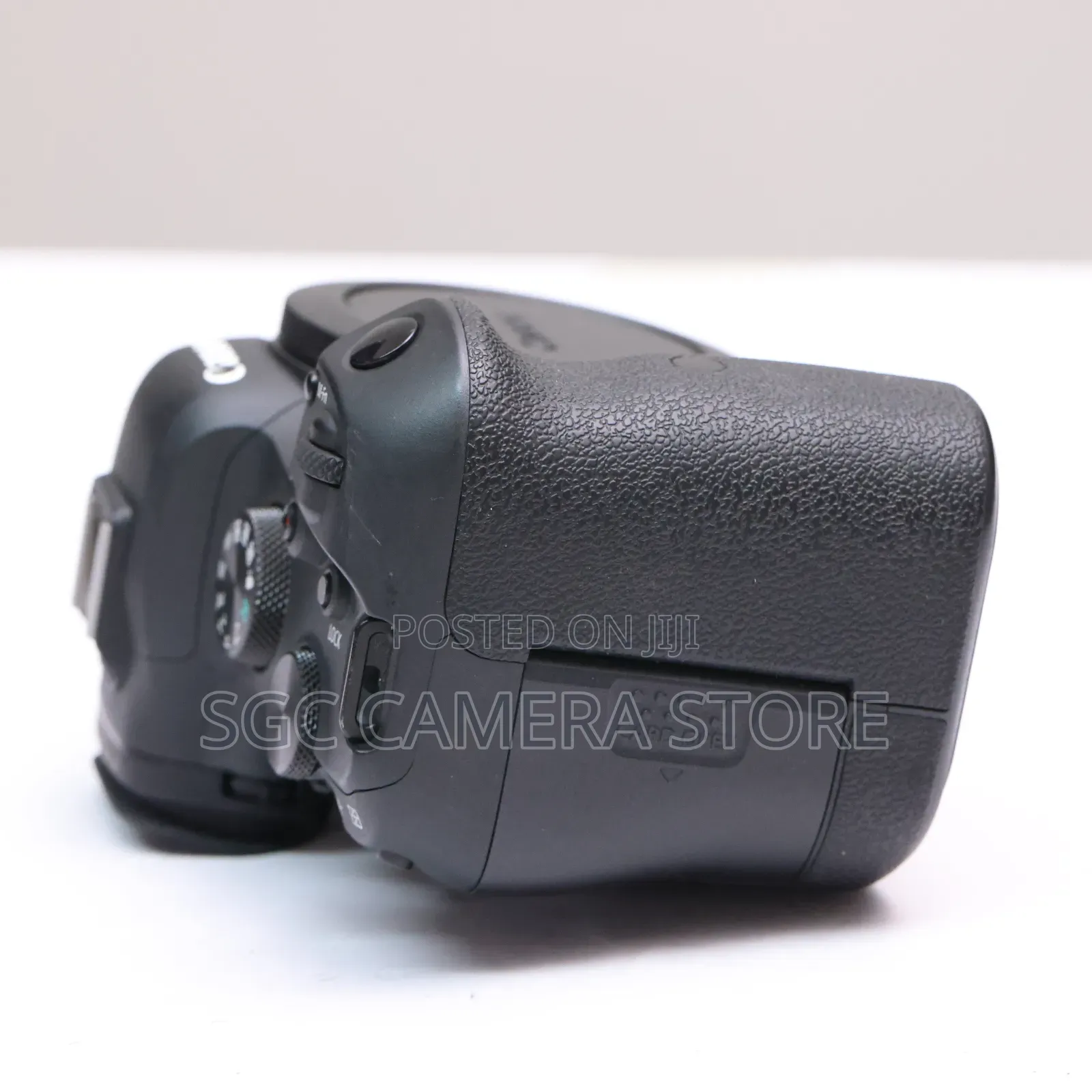 Canon Eos R6 // Combo Package // 8-Months Warranty