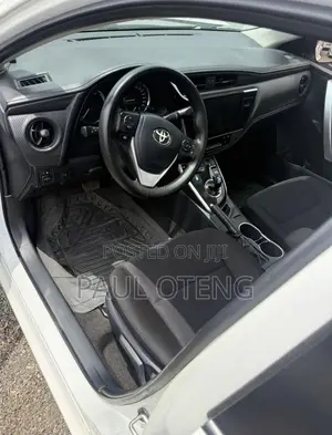 Toyota Corolla L 2020 White