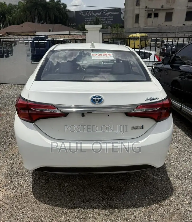 Toyota Corolla L 2020 White