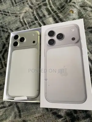 New Apple iPhone 17 Pro Max 256 GB Silver