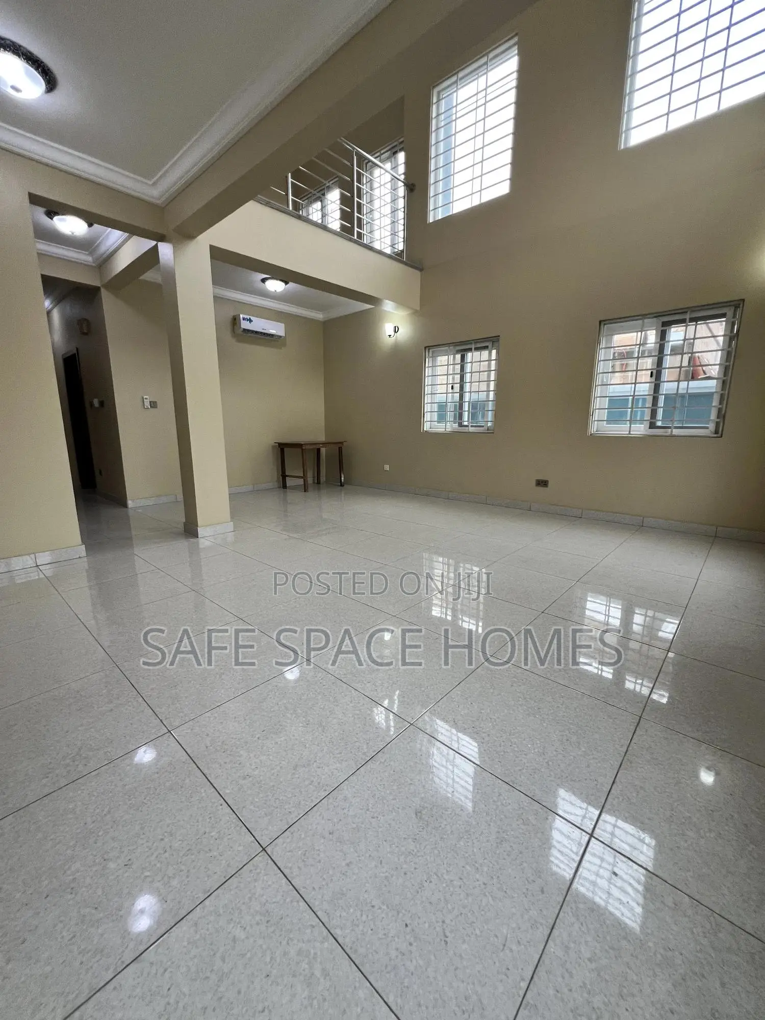 4bdrm Duplex in Burma Camp for rent
