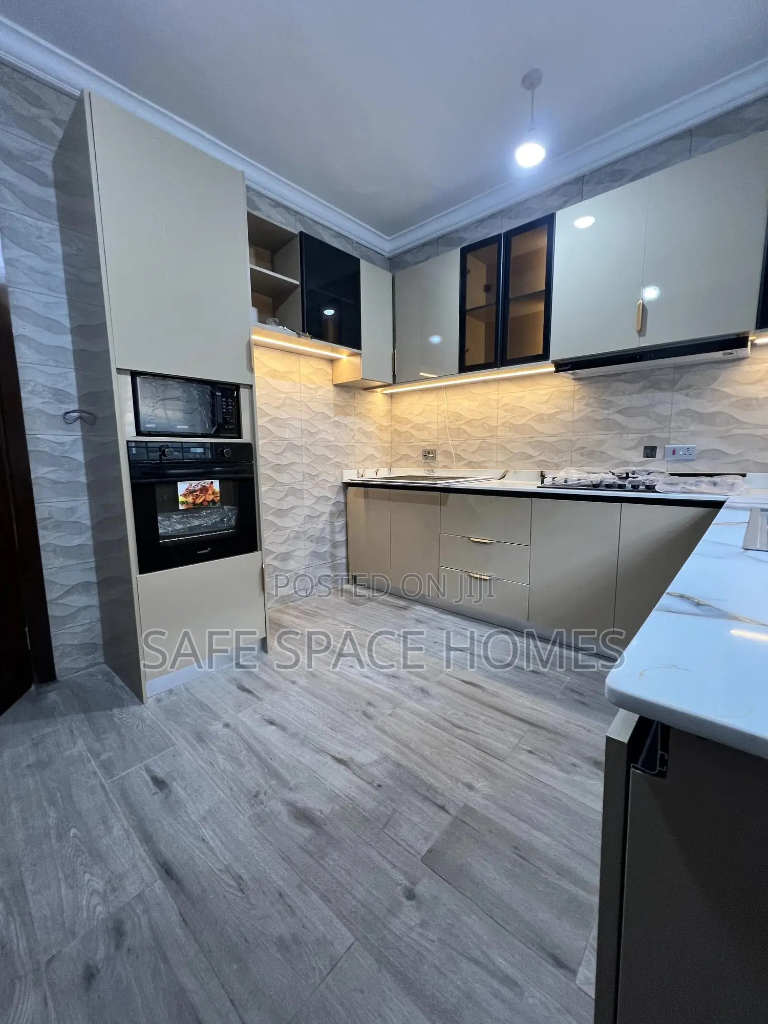 4bdrm Duplex in Burma Camp for rent