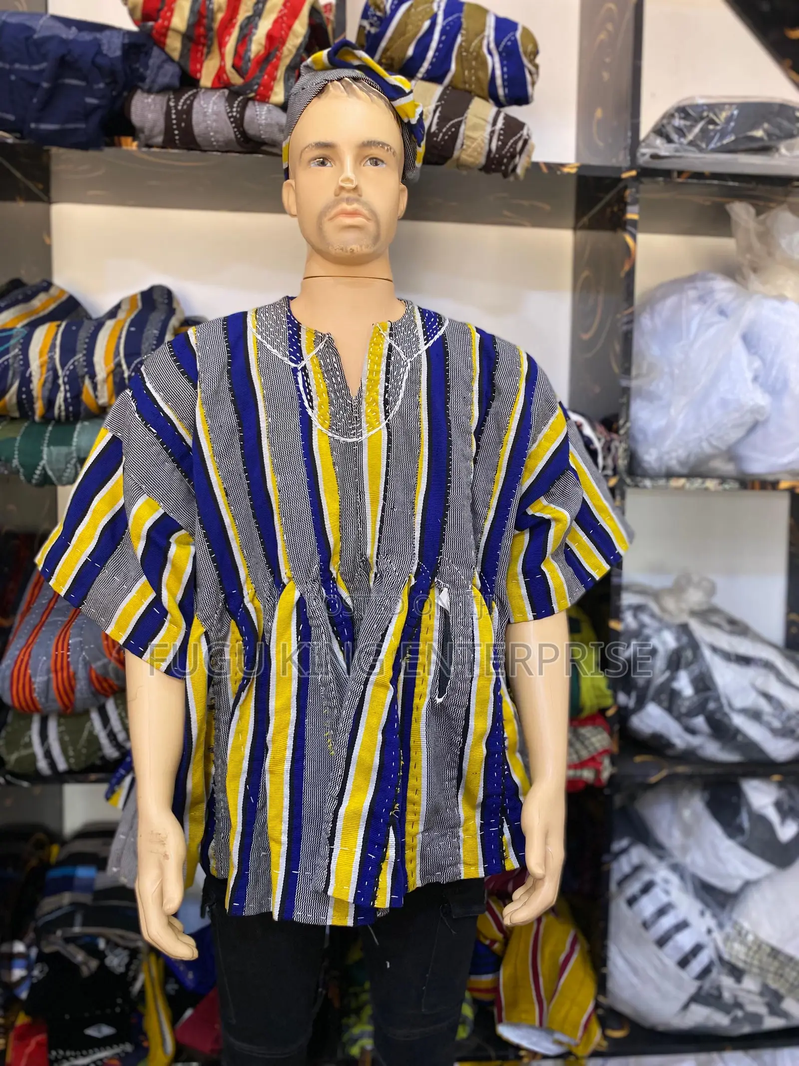 Men Smock Available in Various Size