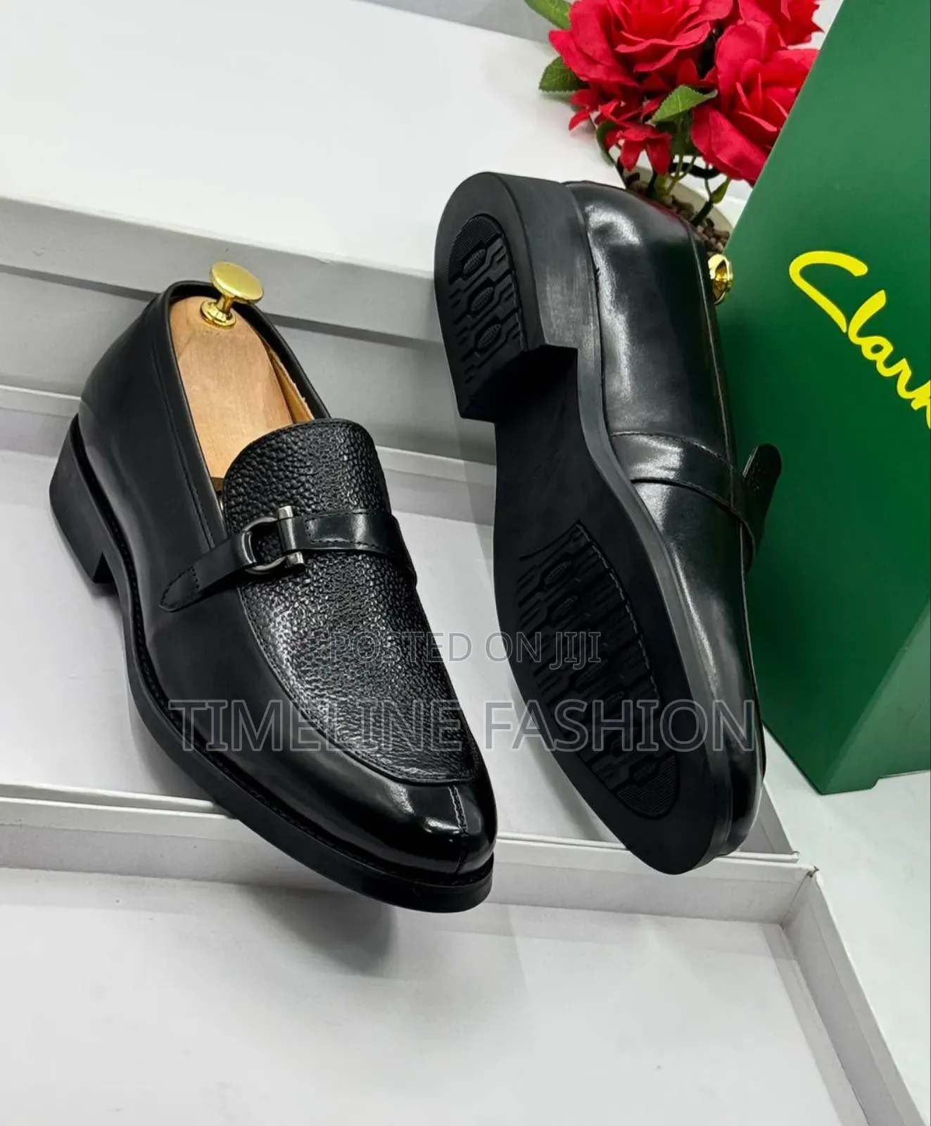 Clark's Black Leather Men's Dressing Shoes