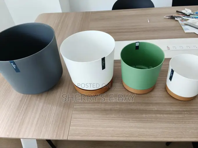 Planter Pots (4 Different Sizes )