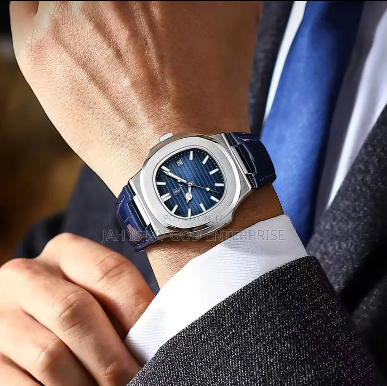 Poedagar Square Waterproof Luminous Leather Men's Quartz Wristwatch