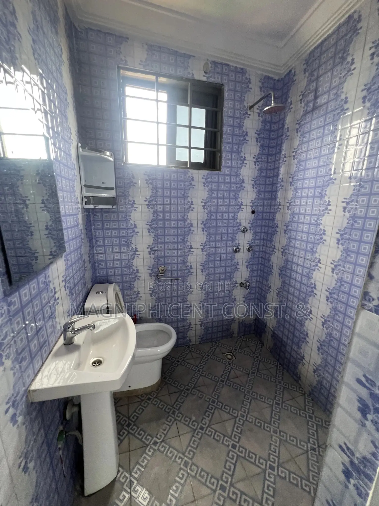 1bdrm Apartment in Estate, East Legon for rent