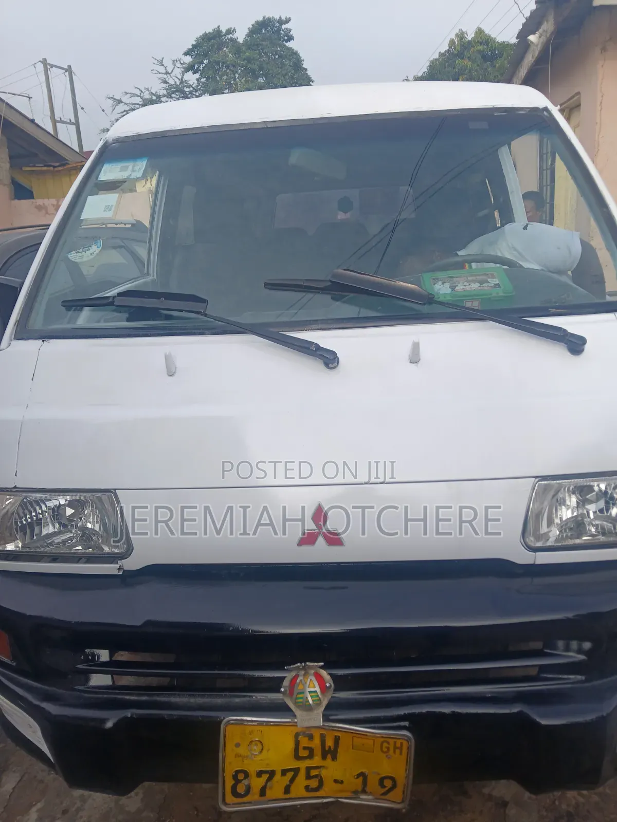 Mitsubishi L200 2000 White
