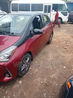 Toyota Yaris 2018 Red