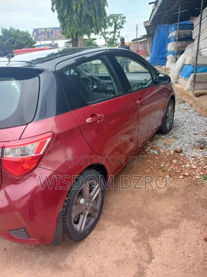 Toyota Yaris 2018 Red