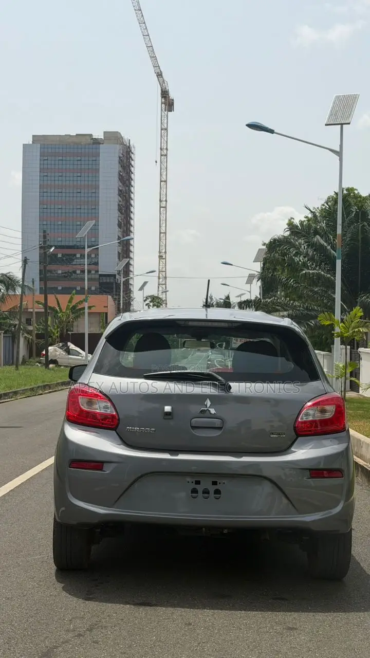 Mitsubishi Mirage 2020 Gray