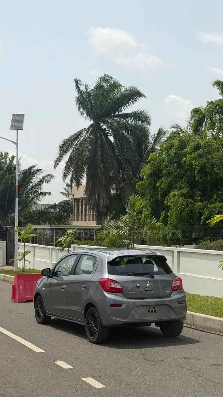 Mitsubishi Mirage 2020 Gray