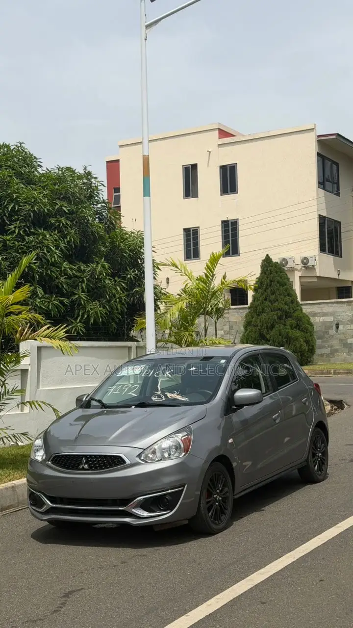 Mitsubishi Mirage 2020 Gray