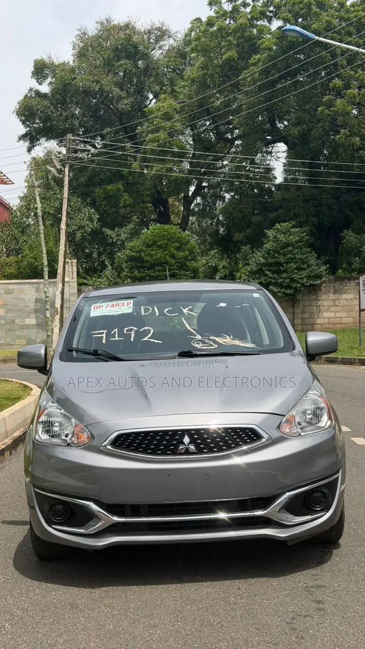 Mitsubishi Mirage 2020 Gray