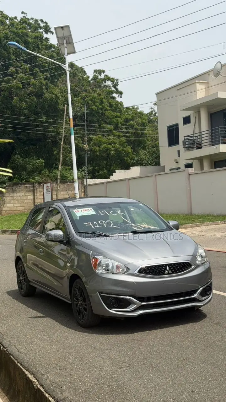 Mitsubishi Mirage 2020 Gray