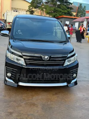 Toyota Voxy 2015 Black