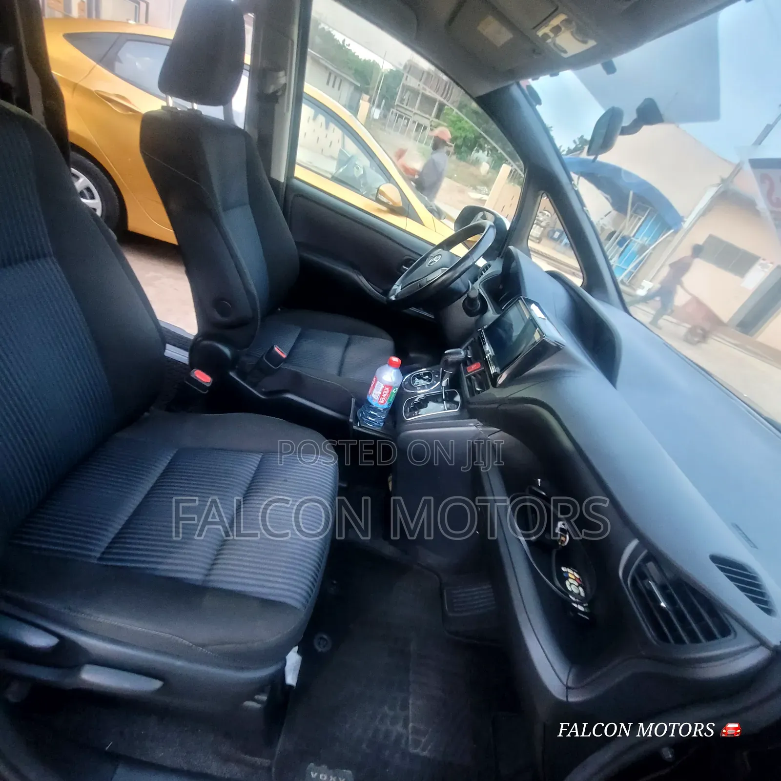 Toyota Voxy 2015 Black