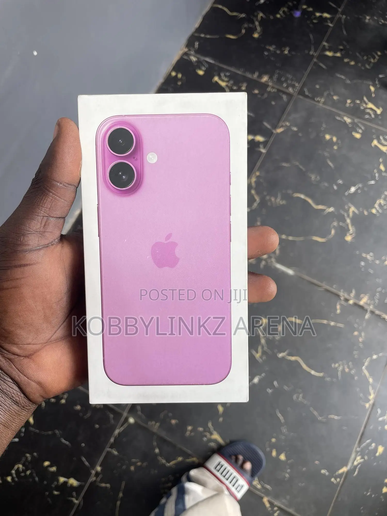 New Apple iPhone 16 128 GB Pink