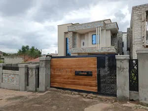 4bdrm House in Brofoyedu, Kumasi Metropolitan for sale