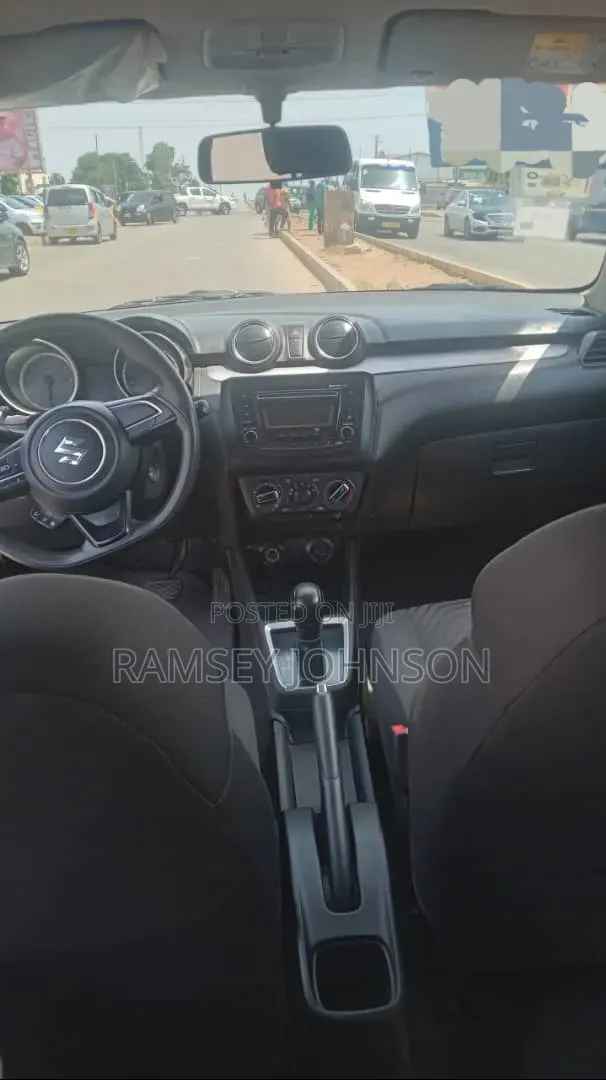 Suzuki Swift RS 2023 Silver