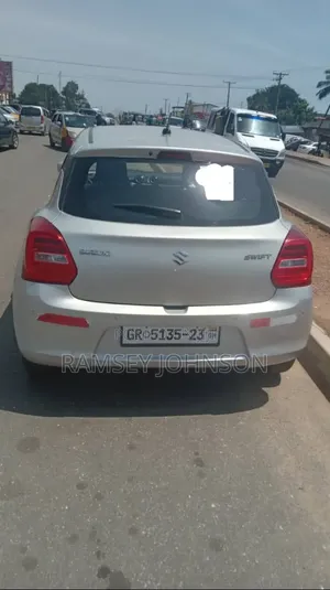 Suzuki Swift RS 2023 Silver