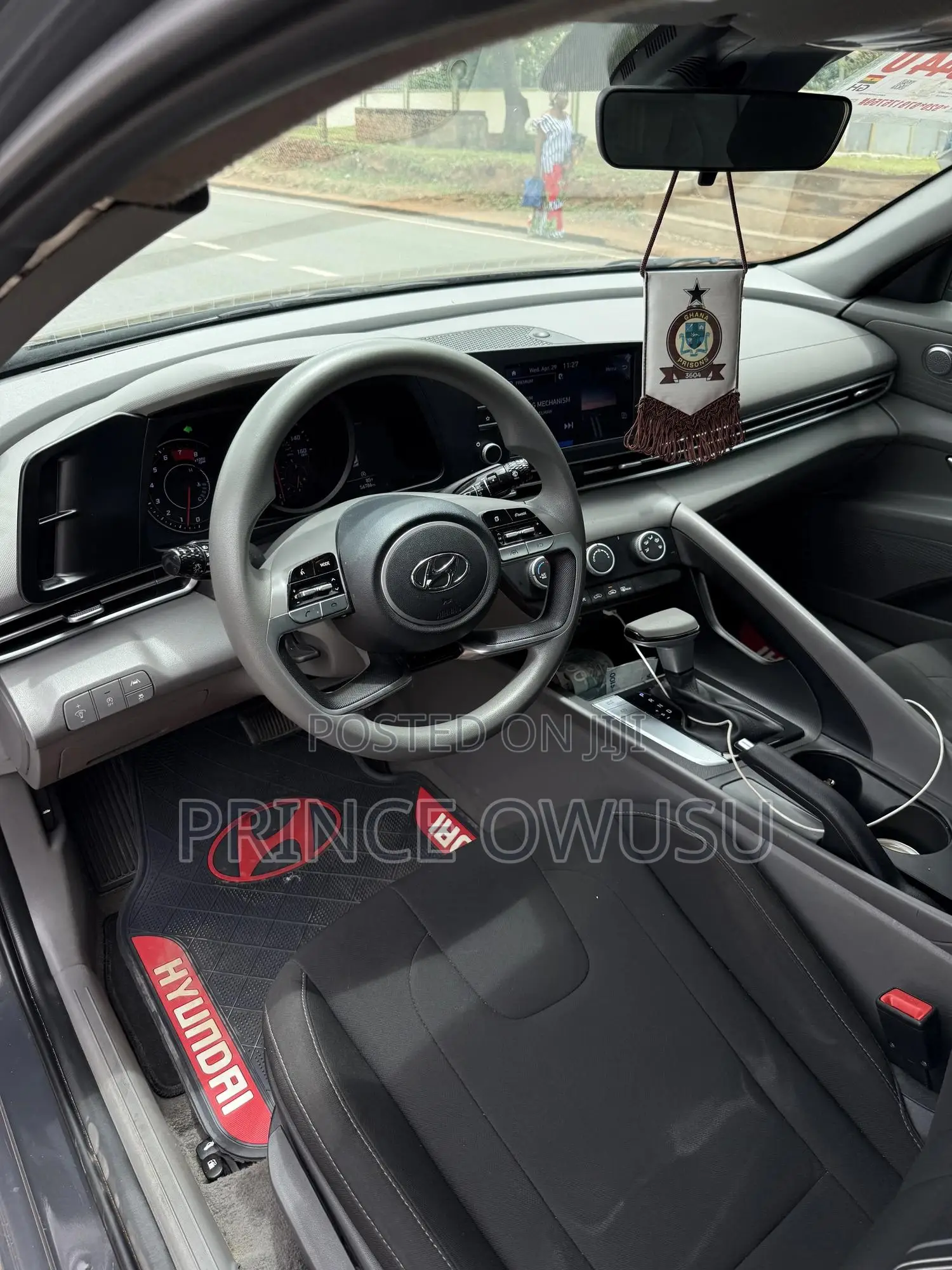 Hyundai Elantra SE 2023 Gray