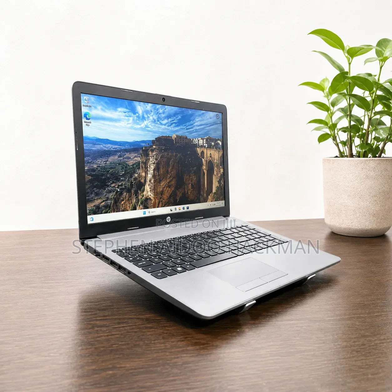 Laptop HP 255 G8 4GB Intel SSD 128GB