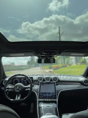 Mercedes-Benz C300 2023 White