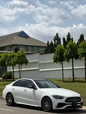 Mercedes-Benz C300 2023 White