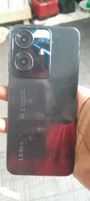 Lesia Young 2 64 GB Black