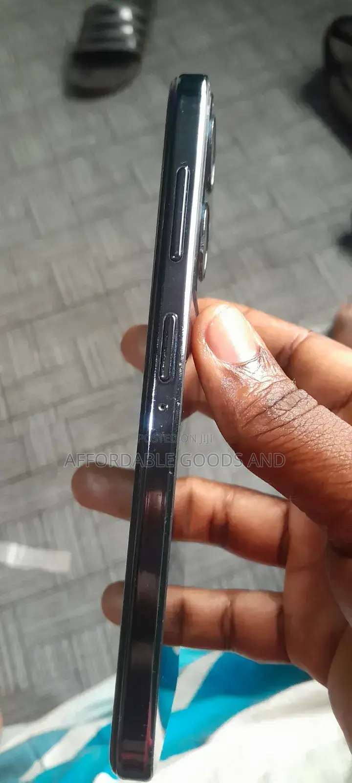 Lesia Young 2 64 GB Black