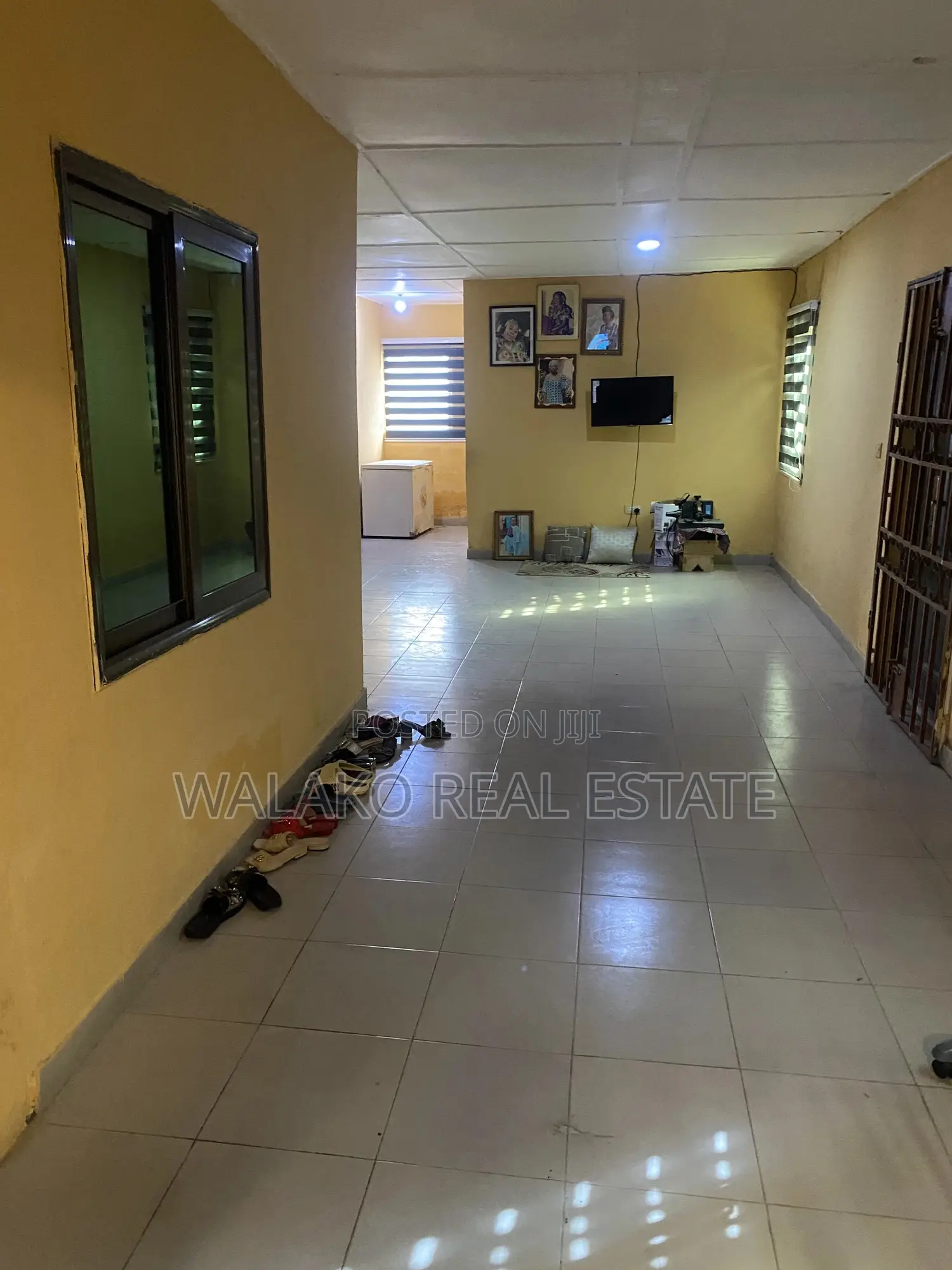 6bdrm House in Amasaman for sale