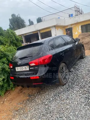 Kia Forte EX Hatchback 2012 Black