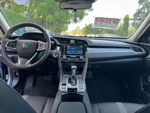 Honda Civic EX-L Sedan 2019 Silver