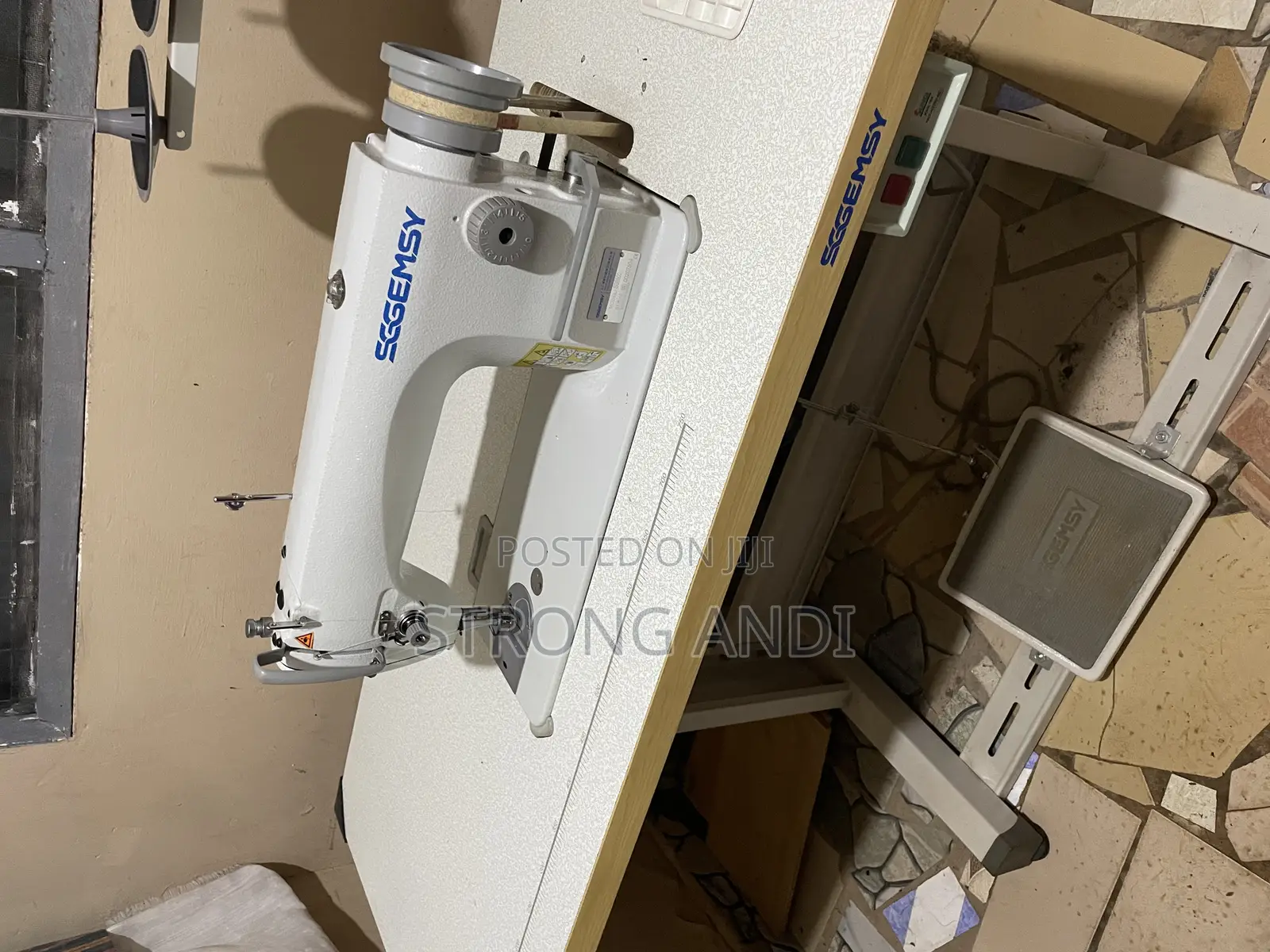 Industrial Sewing Machine