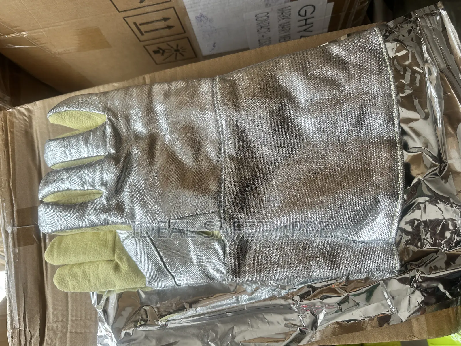 Aluminized Heat-resistant Glove