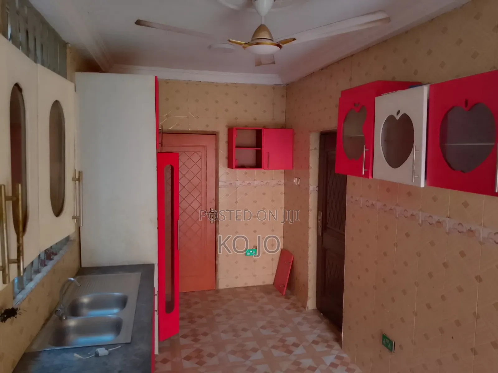4bdrm House in Nmai-Dzorn for rent