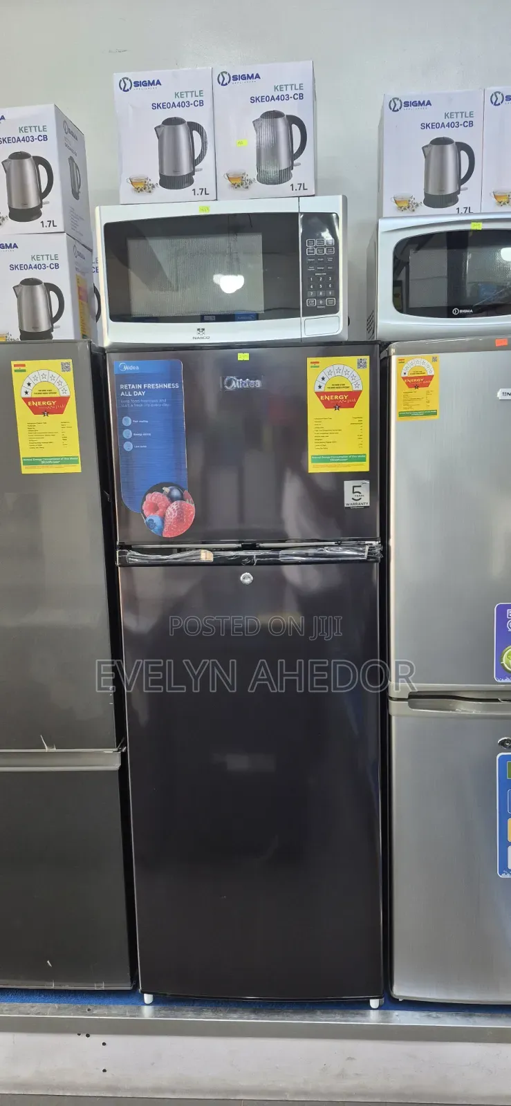 Quality Midea Top Freezer 204litres Double Door.Fridge for Sale
