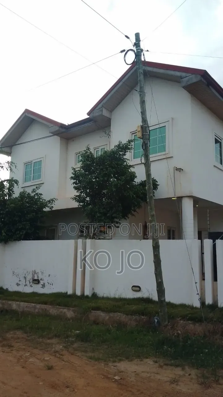 4bdrm House in Nmai-Dzorn for rent